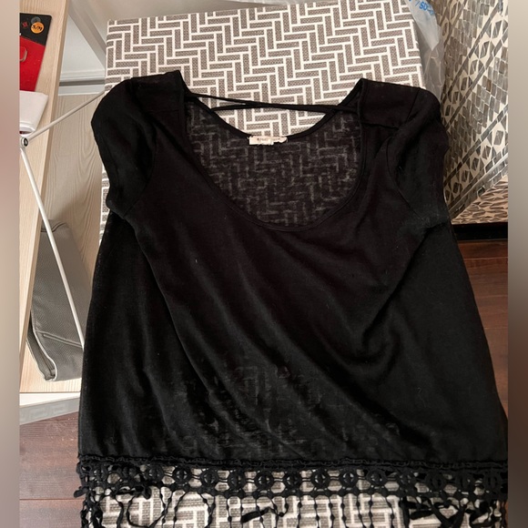 FESTIVAL/COVER UP Top - Picture 2 of 3